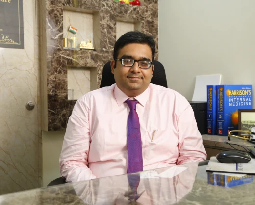 Dr Parthiv Shah Pulmonologist in Dahisar